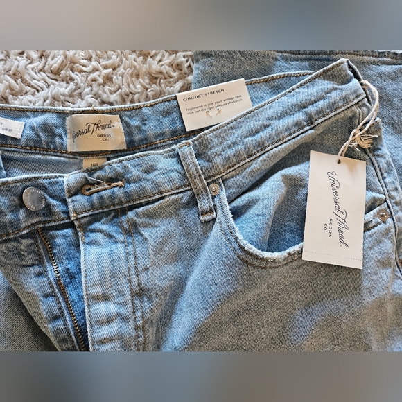 🆕️Universal Threads - Size 16 , 90s straight leg jeans - Picture 2 of 6